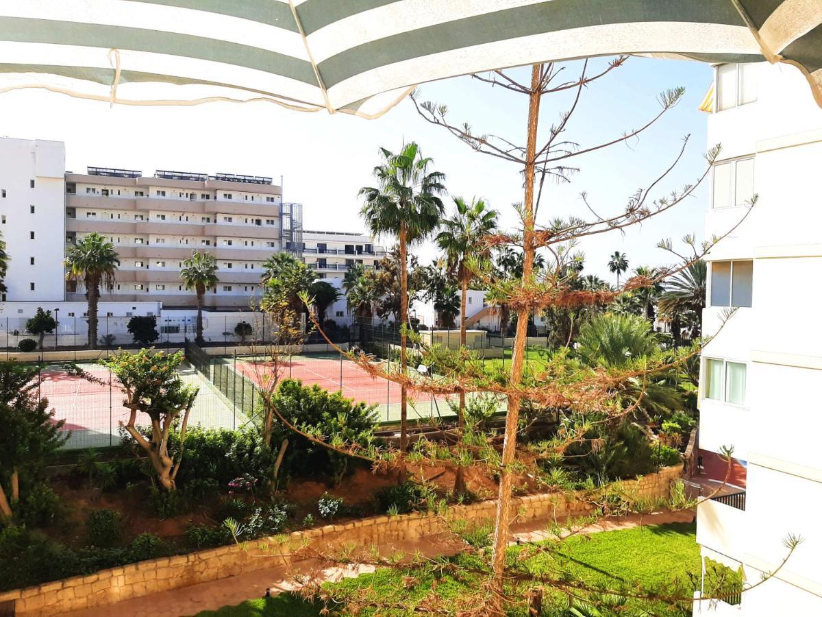 Centrally Located Apartment Close To The Ocean. Arona  Dış mekan fotoğraf