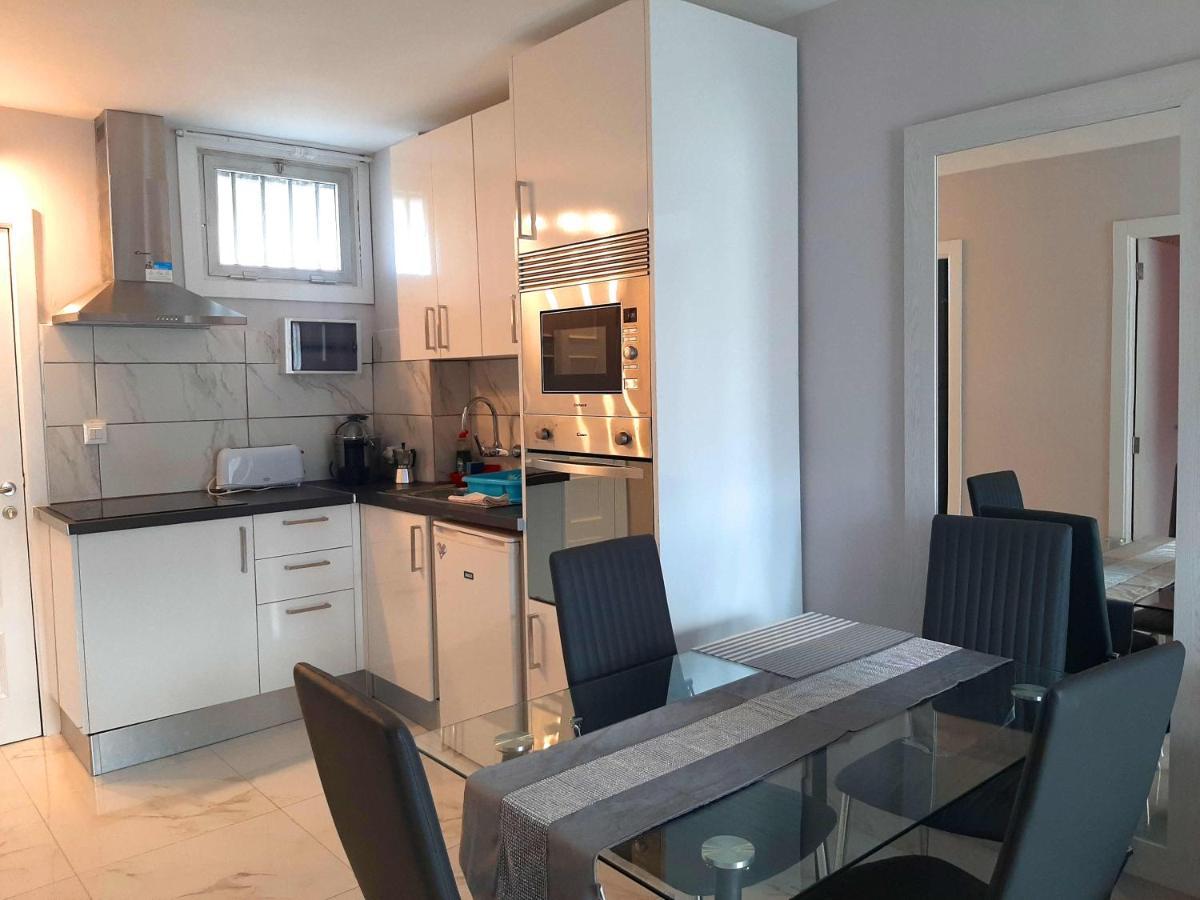 Centrally Located Apartment Close To The Ocean. Arona  Dış mekan fotoğraf